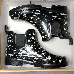 Rain boots